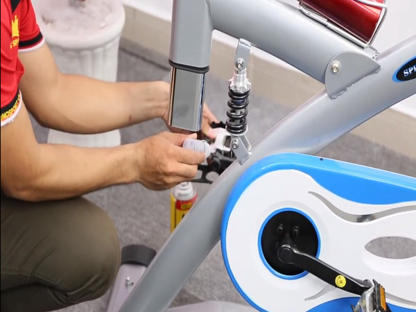Hướng dẫn sử dụng và bảo quản xe đạp tập